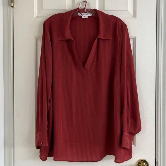 In Every Story V-neck Flowy Long Sleeve Blouse 2X - Picture 5 of 16